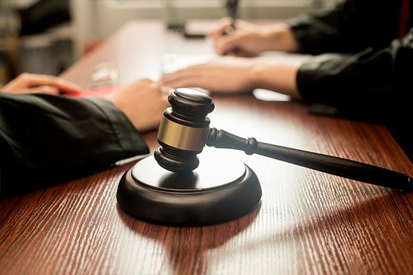 《承认及执行外国仲裁裁决公约》简称《纽约公约》